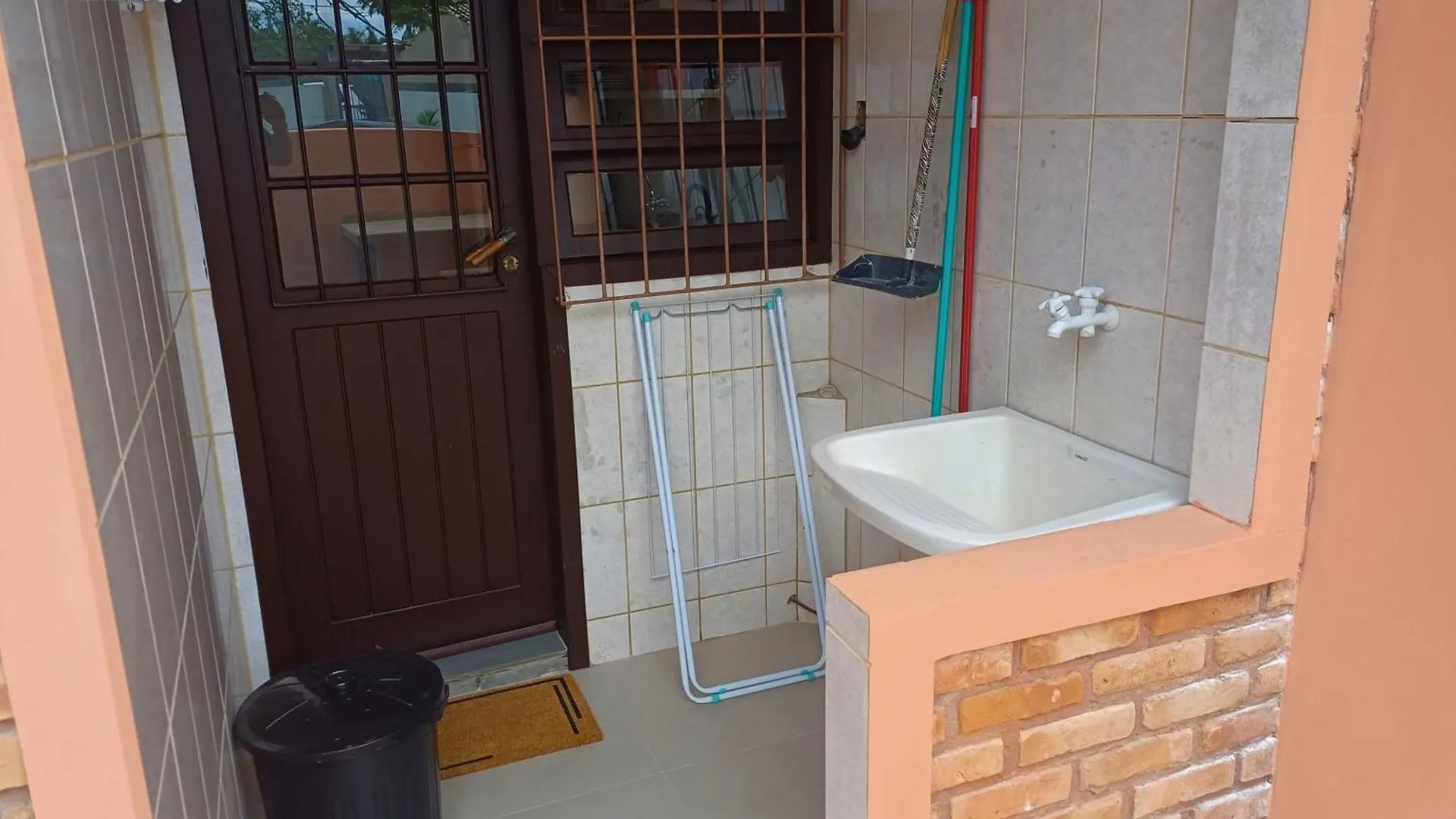 Casa De Temporada A 8 Min A Pe Da Praia Na Barra Da Lagoa Florianopolis 0*,